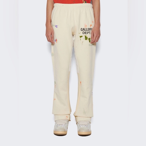 *NWT* Gallery Department Flare Sweatpants - Picture 4 of 11